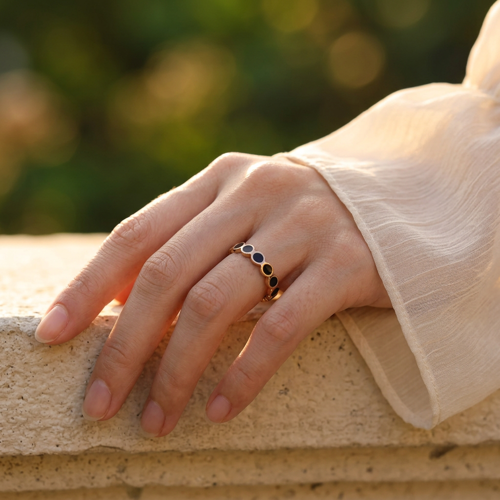 Midnight Scallop Ring